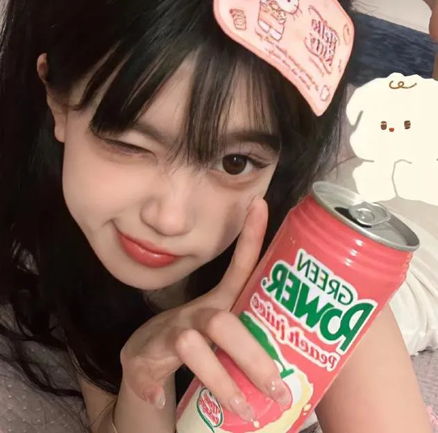 春闺三凤